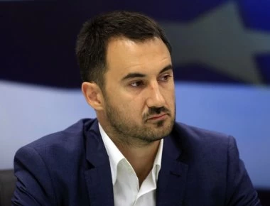 Α.Χαρίτσης: «Απέναντί μας αυτοί που χρεοκόπησαν τη χώρα, έφεραν τα μνημόνια και οδήγησαν την κοινωνία στην απόγνωση»